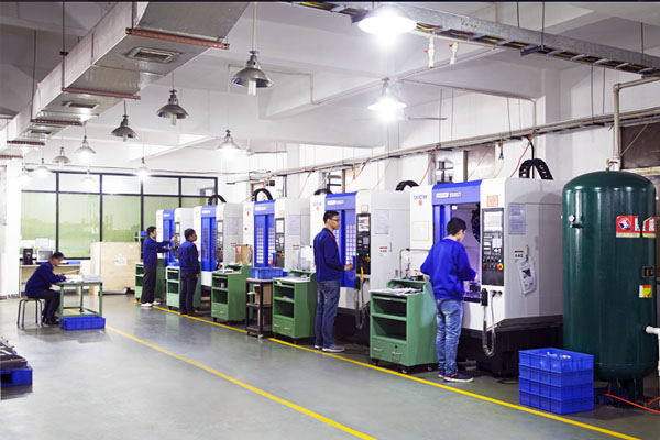 【新利体育(中国)有限公司-官网机械】相对于普通平面机床，CNC加工中心有哪些优势？
